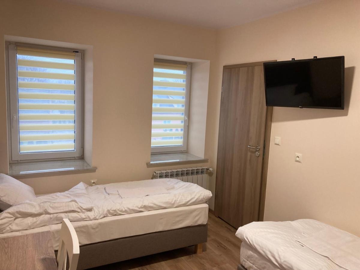 Hotel Aljan Wiazownica Luaran gambar